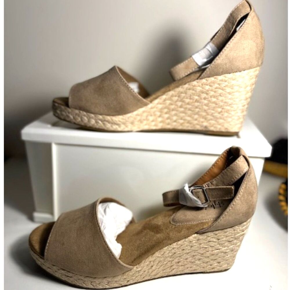 Style & Co. Woman's Seleene Faux Suede Wedge Sandals Taupe SZ 11M